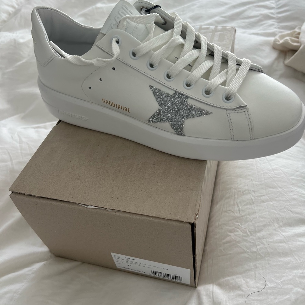 Golden Goose Sneakers
